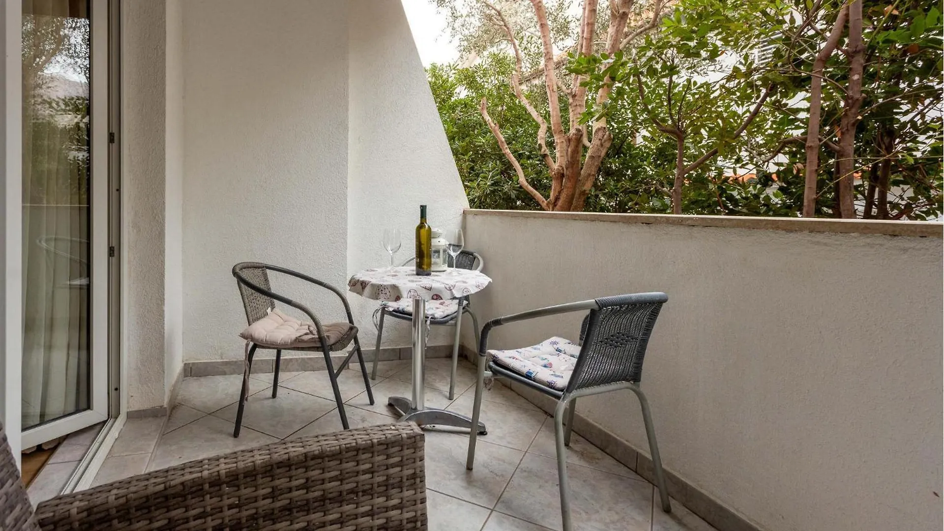 Awesome Apartment In Baska With Kitchen 0*, Baška Κροατία