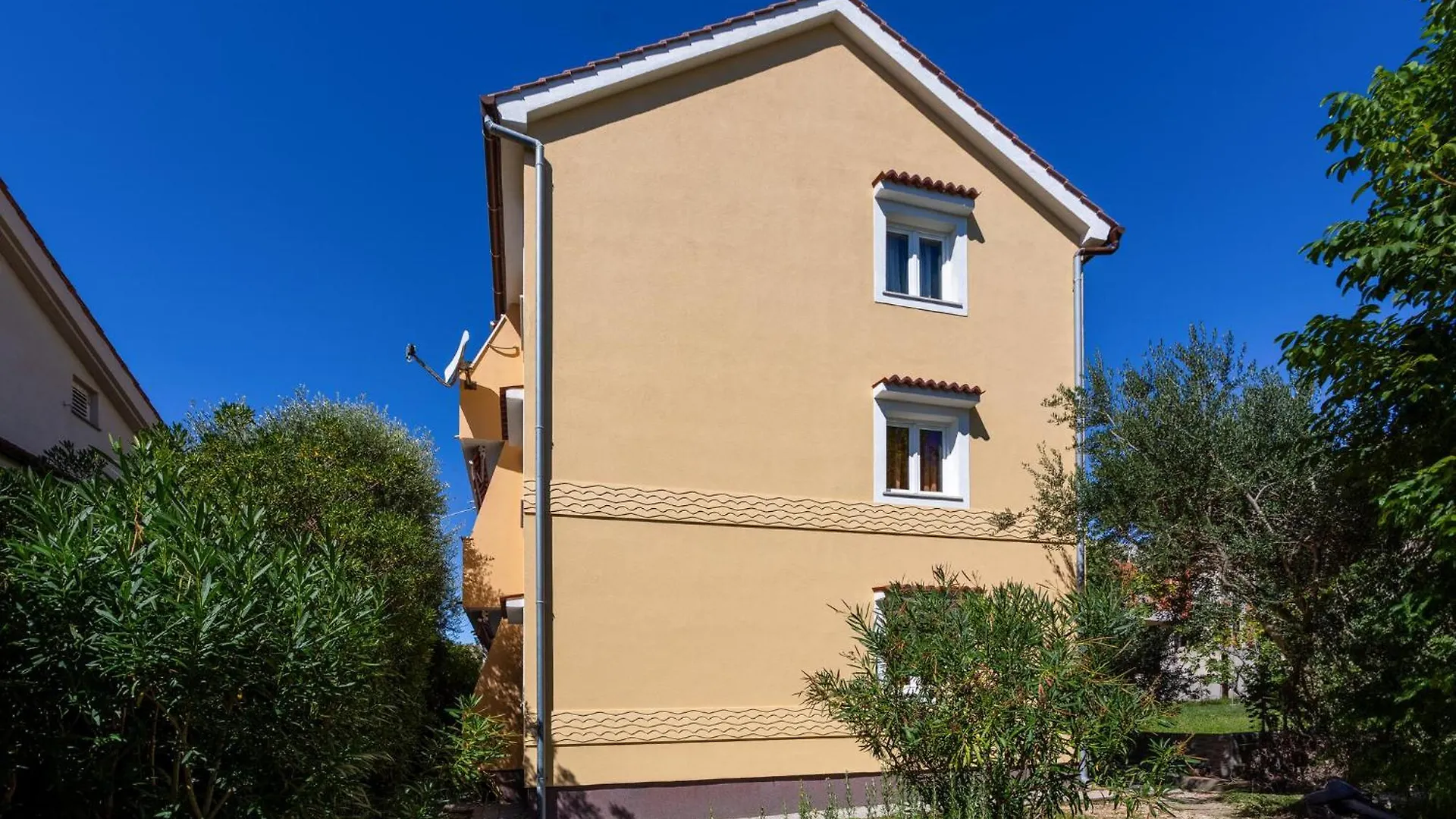 Awesome Apartment In Baska With Kitchen Croacia